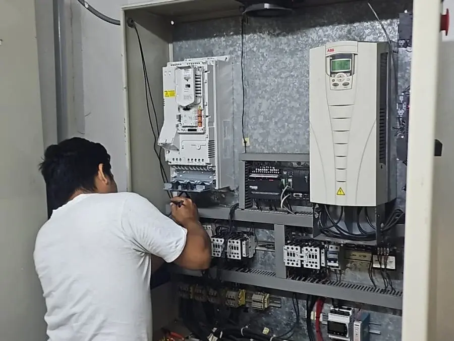 Instalación de variador de frecuencia en campo